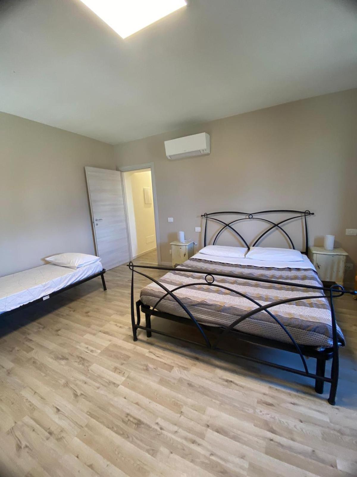 La Chiusa Bed And Breakfast Montichiari Exterior foto